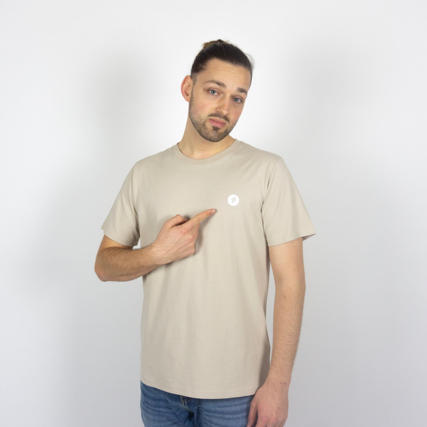 Good-Natured 777 T-Shirt beige
