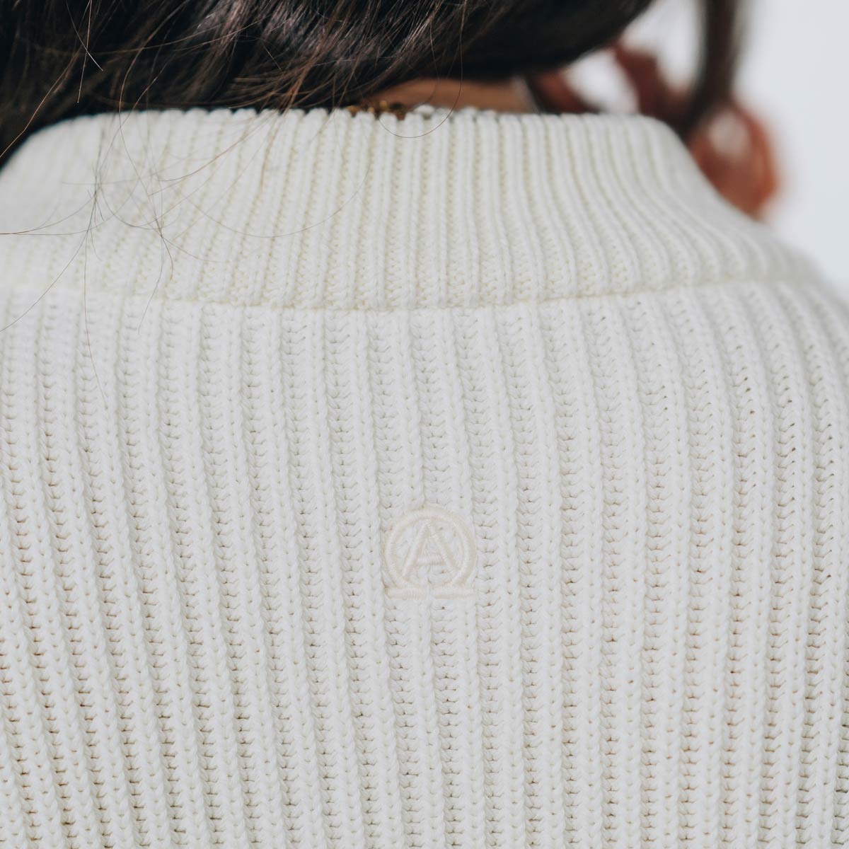 Good-Natured-Alpha-Omega-Knitwear-detail-back-cream-women