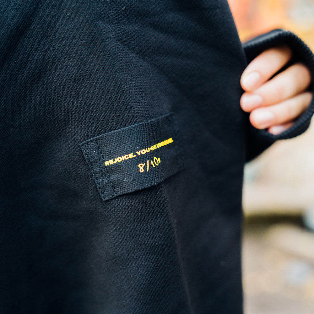 Good-Natured Rejoice Sweater Patch schwarz