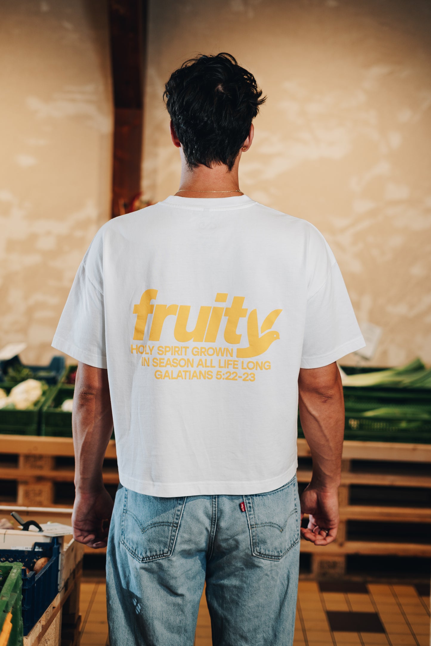 Fruit of the Spirit Fruity Boxy T-Shirt in Weiß von Good-Natured