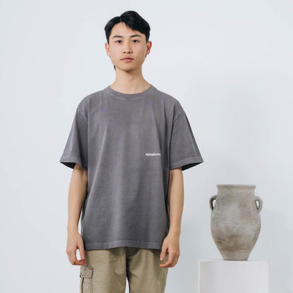 Good-Natured-Alpha-Omega-T-Shirt-Front
|| Thien Phuoc ist 1,70m groß, schlank gebaut und trägt eine M.