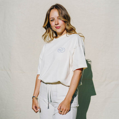 Good-Natured-Grace-Boxy-Shirt-offwhite-Heidi
|| Heidi (Off-White Shirt) ist 1,62m groß, schlank gebaut und trägt eine S.