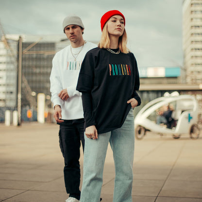 Good-Natured Promises Vintage-Oversized Shirt schwarz
|| Salome ist 1,65m groß, normal gebaut und trägt eine M.
Ben ist 1,85m groß, normal gebaut und trägt eine XL.