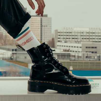 Good-Natured Promises-Socken weiß