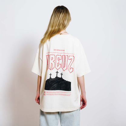Good-Natured-Urban-Youth-Worship-Selina-back
|| Selina ist 1,59m groß, schlank gebaut und trägt das Shirt oversized in einer S.