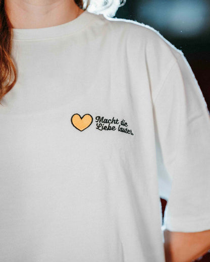 Good-Nautred-The-Greatest-Lovestory-Liebe-Lauter-Front-Detail
|| Johanna ist 1,60m groß, schlank gebaut und trägt eine S.