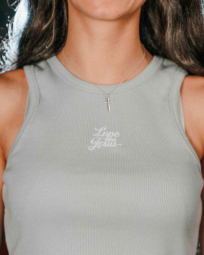 Good-Nautred-The-Greatest-Lovestory-Top-Detail
|| Kavita ist 1,60m groß, schlank gebaut und trägt eine M.
