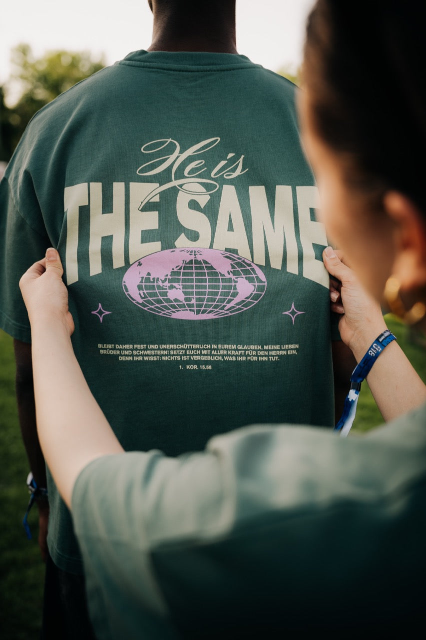 He is the Same Boxy T-Shirt christliche Streetwear Damen fair produziert Good-Natured