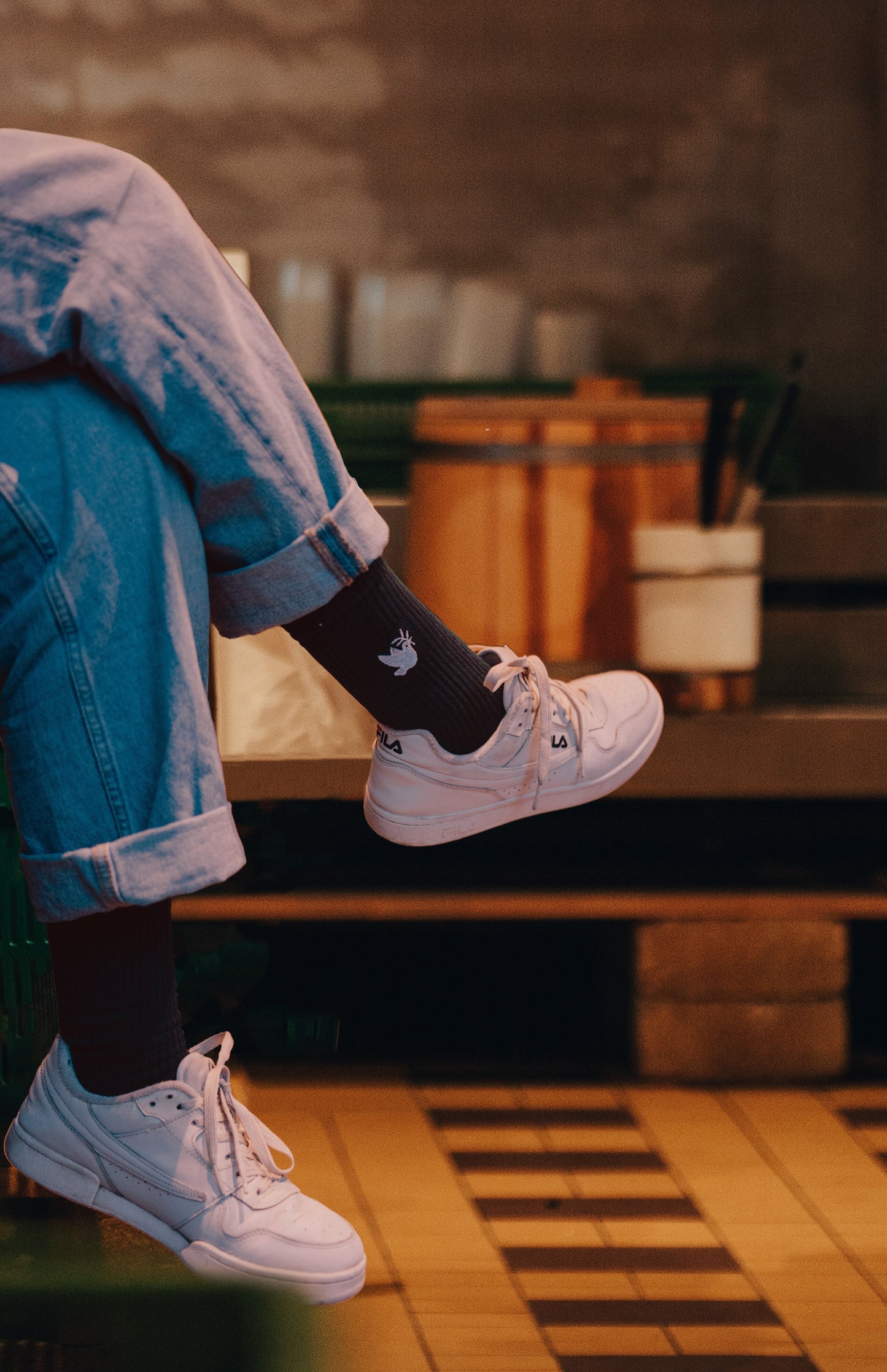 Schwarze Fruit of the Spirit Socken von Good-Natured, fein bestickt