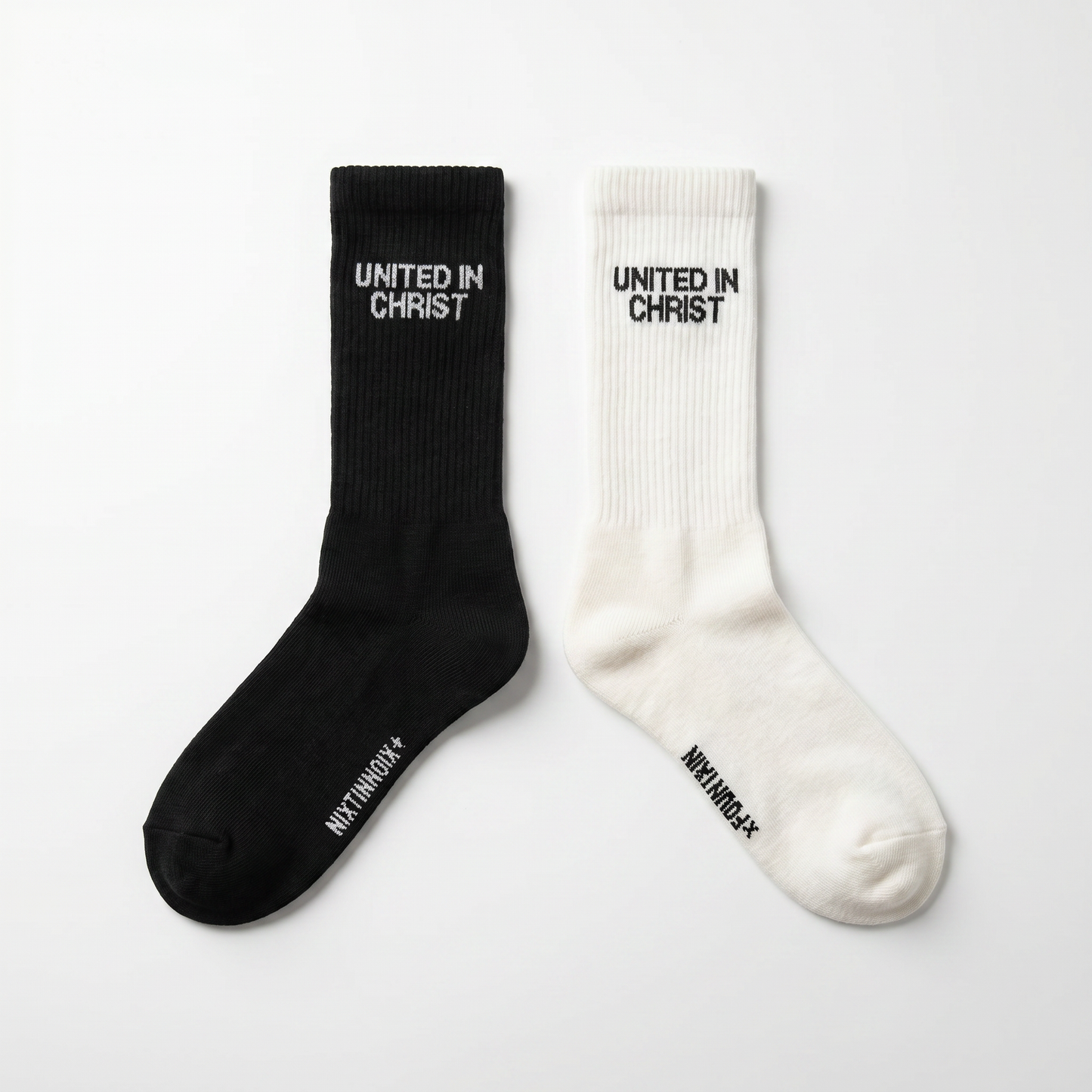 Taufgeschenk Bundle – Socken, Buch & Taufkarte