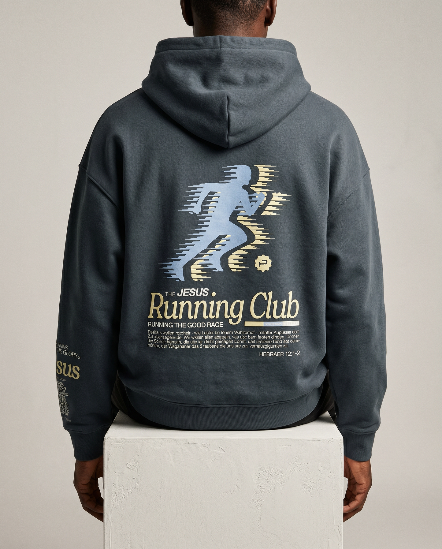 Jesus Running Club Hoodie Detailansicht Print christliche Mode nachhaltig Good-Natured